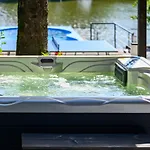 Koeroes-parti Terasz Vendeghaz Tatil Evi