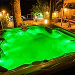 Koeroes-parti Terasz Vendeghaz Tatil Evi Békésszentandrás