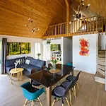 Tatil Evi Koeroes-parti Terasz Vendeghaz