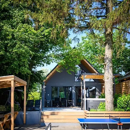 Tatil Evi Koeroes-parti Terasz Vendeghaz Békésszentandrás
