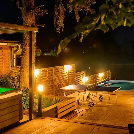 Tatil Evi Koeroes-parti Terasz Vendeghaz Békésszentandrás