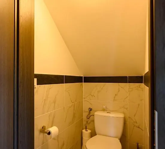 Case de vacanță Koeroes-parti Terasz Vendeghaz *