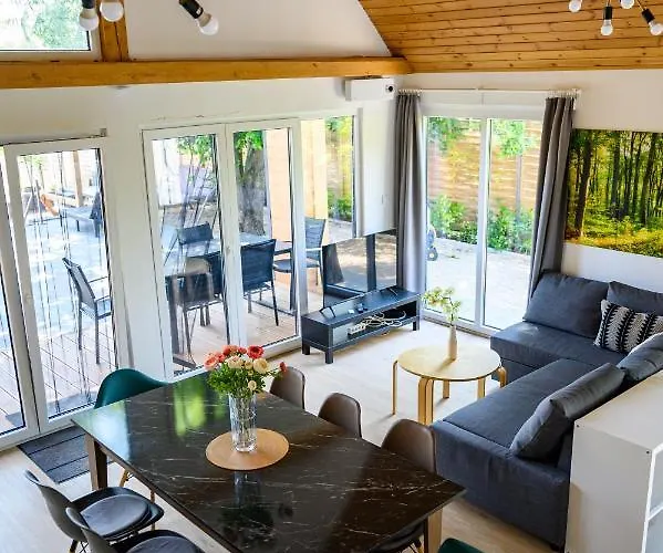 Case de vacanță Koeroes-parti Terasz Vendeghaz *