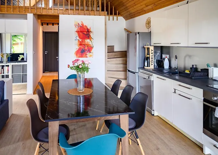 Koeroes-parti Terasz Vendeghaz