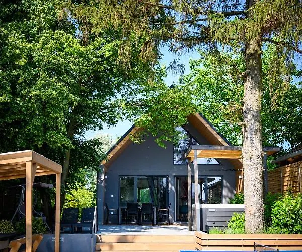 Case de vacanță Koeroes-parti Terasz Vendeghaz Békésszentandrás