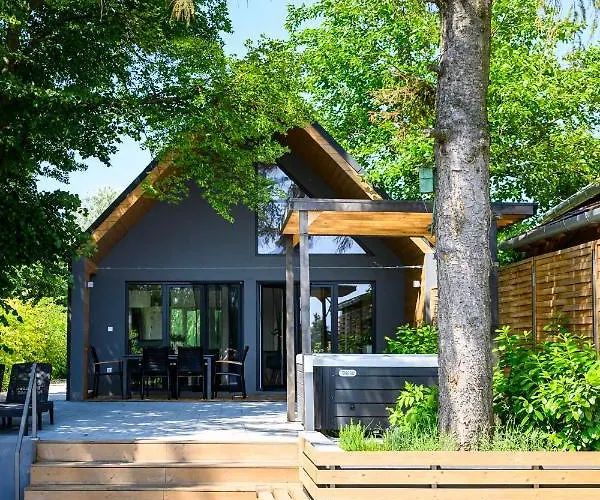 Case de vacanță Koeroes-parti Terasz Vendeghaz