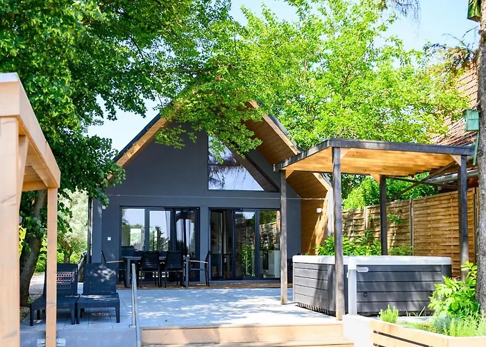 Case de vacanță Koeroes-parti Terasz Vendeghaz Békésszentandrás