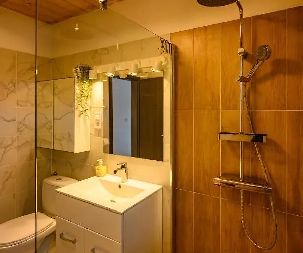 Case de vacanță Koeroes-parti Terasz Vendeghaz Békésszentandrás